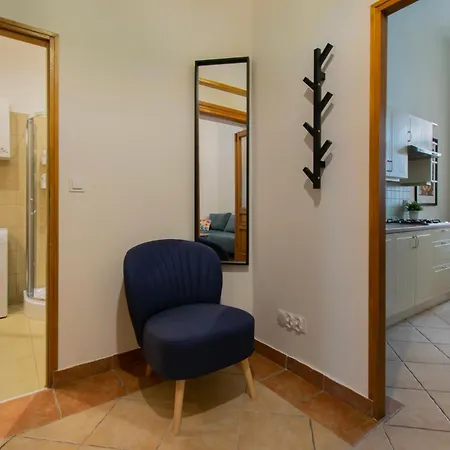 Ground Floor Family Krakau