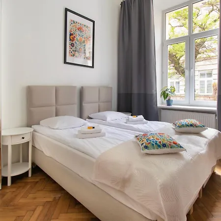 Ground Floor Family Krakau