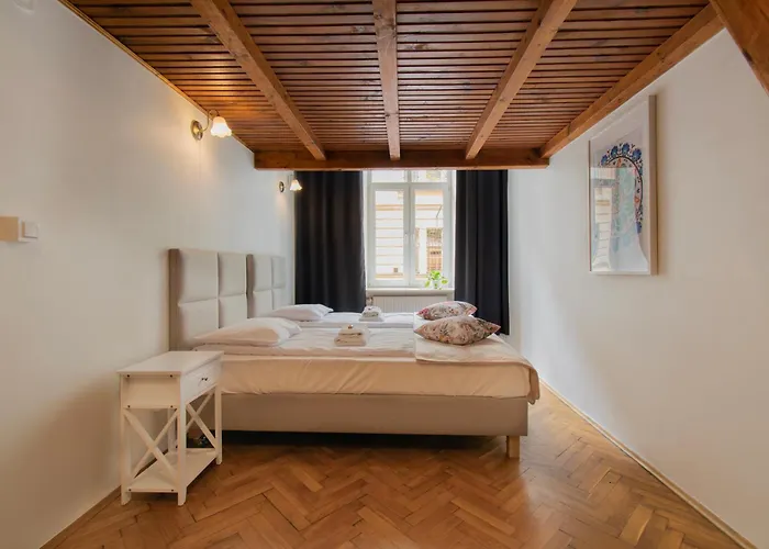 Apartment Ground Floor Family