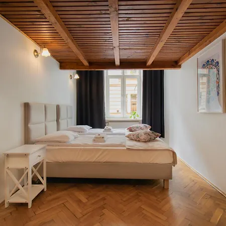 Apartment Ground Floor Family